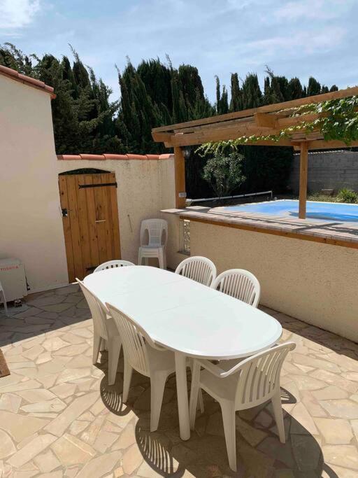 Jolie Villa Piscine A 15 Min Du Barcares サルス・ル・シャトー エクステリア 写真